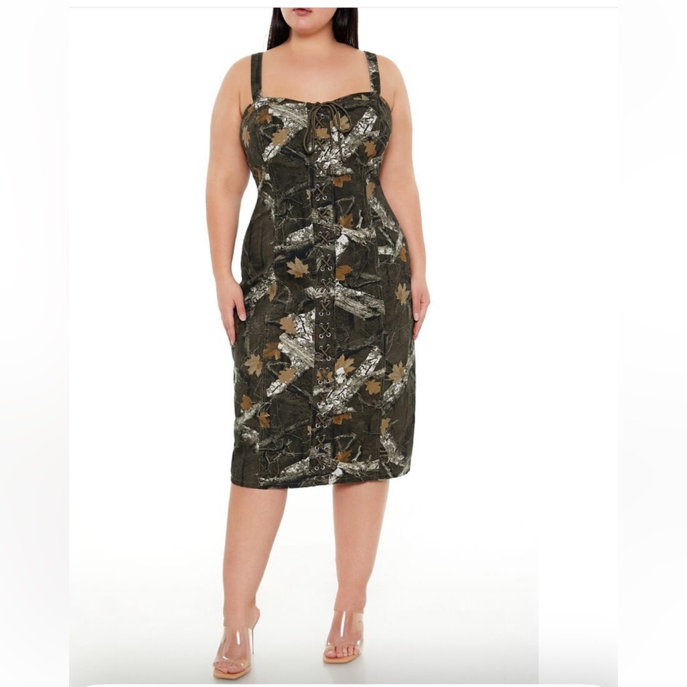 Plus Size Lace Leaf Midi Dress